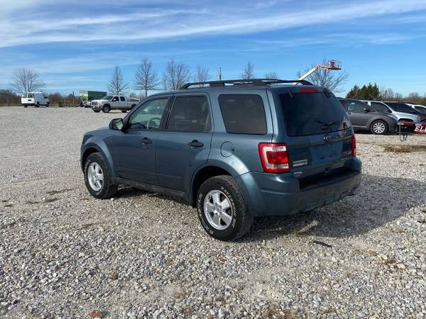 2011 Ford Escape XLT W/Leather - - by dealer - vehicle for sale in New Bloomfield, MO – photo 3