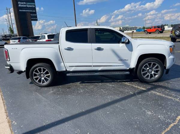 2018 GMC Canyon 4WD Denali EXCEPTIONALLY CLEAN TRUCK, ONLY 13K for sale in Ozark, MO – photo 2