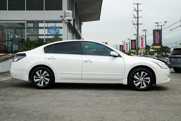 2012 Nissan Altima 2.5 S only 64K MILES!!! for sale in Burbank, CA – photo 4