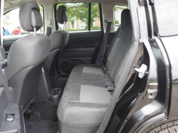2012 Jeep Compass 4X4 Auto Air Full Power Moonroof 1-Owner for sale in West Warwick, RI – photo 9