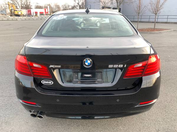 2015 BMW 528xi AWD - - by dealer - vehicle automotive for sale in Malden, MA – photo 5