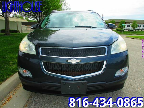 CHEVROLET TRAVERSE LT - - by dealer - vehicle for sale in Lees Summit, MO – photo 4