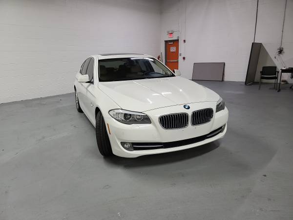 2012 BMW 535xi Luxury Line Alpine White 88k miles Carfax Value... for sale in Northbrook, IL – photo 10