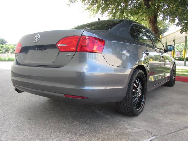 2014 VOLKSWAGEN JETTA SE LOW MILES ~~~~ GREAT CONDITION ~~~~~~ for sale in Richmond, TX – photo 4