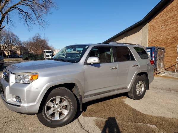 2010 Toyota 4Runner SR5 - cars & trucks - by owner - vehicle... for sale in Chicago, IL – photo 2
