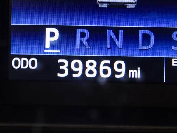 2017 Toyota Tundra CrewMax SR5 Pickup 4D 5 1/2 ft pickup White - for sale in Phoenix, AZ – photo 3