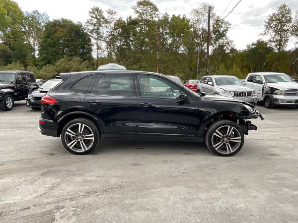 2017 Porsche Cayenne (64K Miles) - - by dealer for sale in Old Forge, PA – photo 4