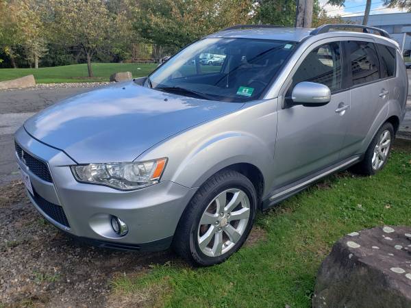 ***2010 Mitsubishi Outlander. *** 4x4 for sale in Ossining, NY