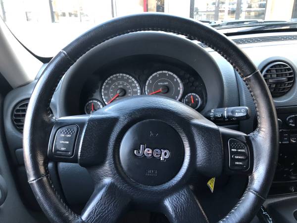 2006 Jeep Liberty 4x4 One Owner Low Miles 134XXX for sale in Saint Paul, MN – photo 21