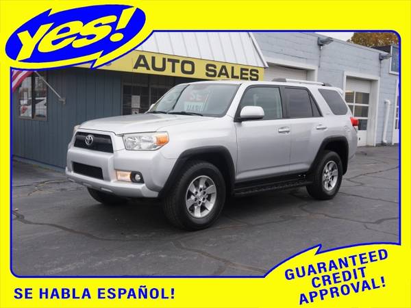 2010 Toyota 4Runner - cars & trucks - by dealer - vehicle automotive... for sale in Holland , MI
