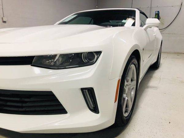 2018 Chevrolet Chevy Camaro LT Convertible Clean 1-Owner Carfax LT... for sale in Portland, OR – photo 4