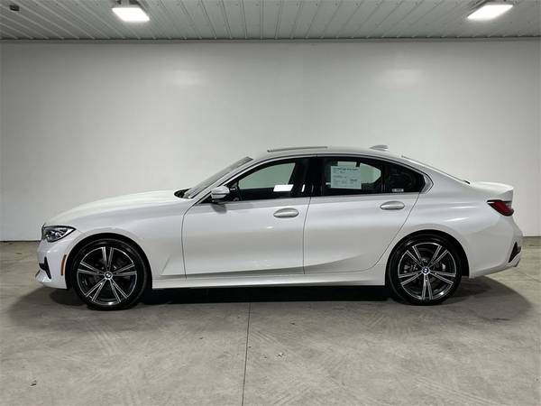 2021 BMW 3 Series 330i xDrive - - by dealer - vehicle for sale in Buffalo, NY – photo 3