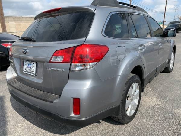 2010 Subaru Outback - cars & trucks - by owner - vehicle automotive... for sale in San Antonio, TX – photo 4