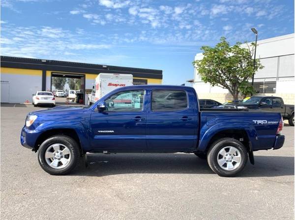2015 TOYOTA CREW CAB - cars & trucks - by dealer - vehicle... for sale in Santa Ana, CA – photo 2