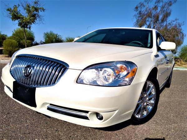 GORGEOUS!! 2011 Buick Lucerne. *LOADED* LEATHER. REMOTE START !! for sale in Phoenix, AZ