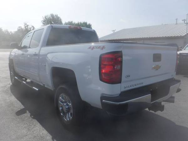 2017 Chevrolet Silverado 2500 HD Crew Cab 4WD LT Pickup 4D 6 1/2 ft Tr for sale in Harrisonville, MO – photo 11