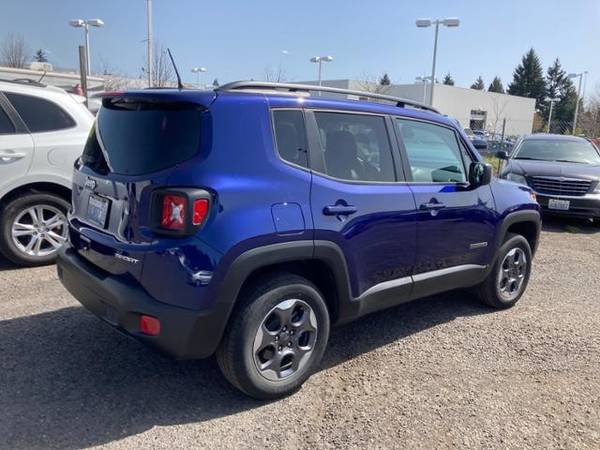 2018 Jeep Renegade 4x4 4WD Sport SUV - - by dealer for sale in Vancouver, OR – photo 3
