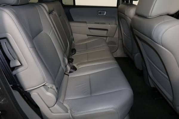 2015 Honda Pilot Gray Great Deal! for sale in Minneapolis, MN – photo 19