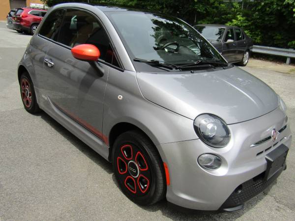 2016 Fiat 500E Electric, MOONROOF, NAVI, SPORT, Like New, Warranty for sale in Yonkers, NY – photo 19
