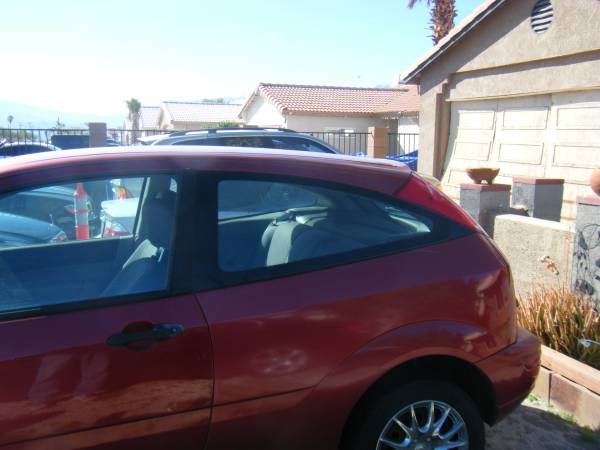 2005 ford focus z3 hatch back for sale in Desert Hot Springs, CA – photo 8