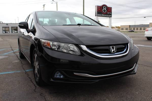 2013 Honda Civic Hybrid *Clearance* *PRICE REDUCED* - cars & trucks... for sale in Mount Clemens, MI