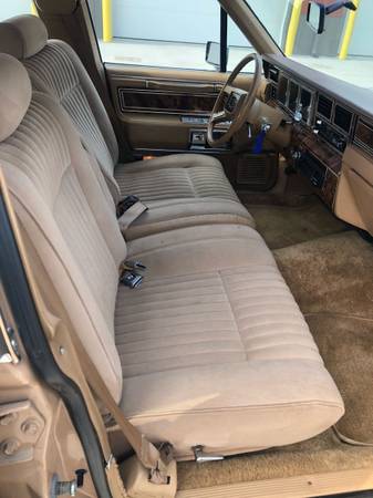 1983 Lincoln Town car - cars & trucks - by owner - vehicle... for sale in Bevington, IA – photo 14