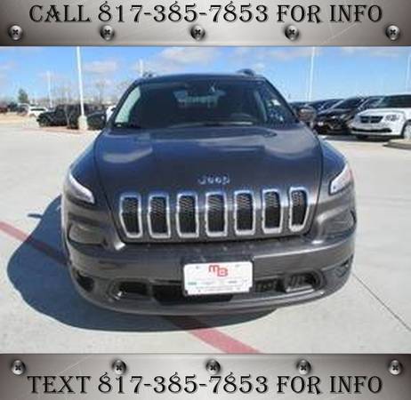 2018 Jeep Cherokee Latitude Plus - Ask About Our Special Pricing! for sale in Granbury, TX – photo 8