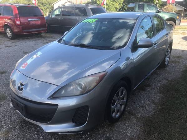 2013 MAZDA MAZDA 3I - cars & trucks - by owner - vehicle automotive... for sale in New Braunfels, TX