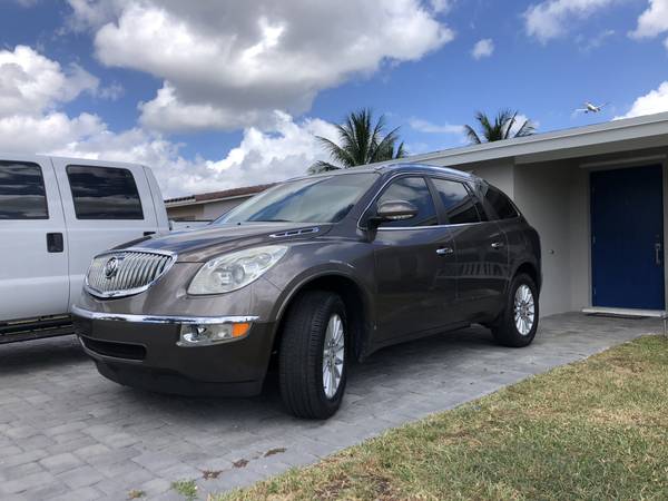 Buick Enclave CXL SUV, 6 Cyl 3.6 Tan Exterior with Beige Leather! for sale in Fort Lauderdale, FL – photo 4
