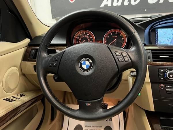 2011 BMW 3-Series 328i xDrive - - by dealer - vehicle for sale in Akron, OH – photo 21