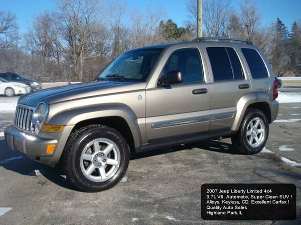 2007 Jeep Liberty Limited 4WD - - by dealer - vehicle for sale in Highland Park, IL – photo 3