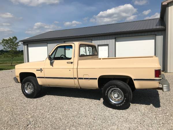 1985 Chevy Scottsdale SWB 4x4 - cars & trucks - by owner - vehicle... for sale in Camden, IN – photo 7