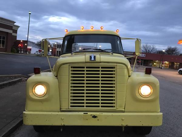 1970 International Loadstar- New Tires, Not Running for sale in Vienna, IL