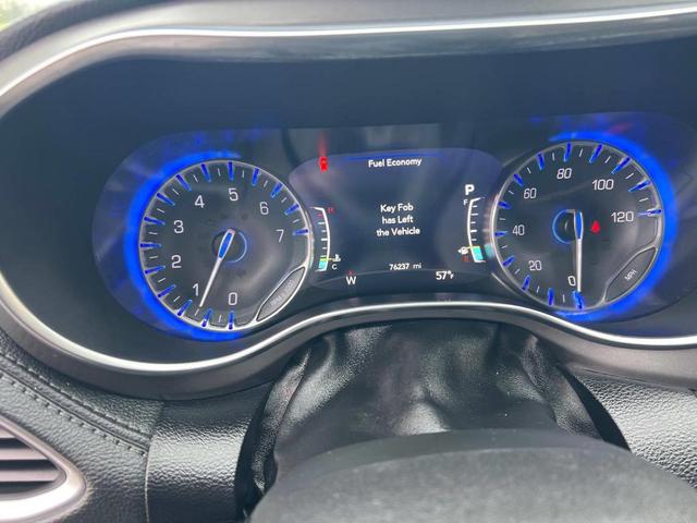 2019 Chrysler Pacifica Limited for sale in Lebanon, IN – photo 8