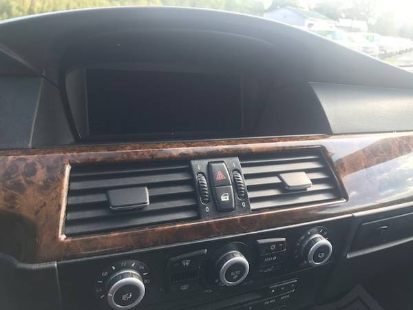 2008 BMW 528 xi AWD, Leather, Sunroof, Navigation for sale in Spencerport, NY – photo 8
