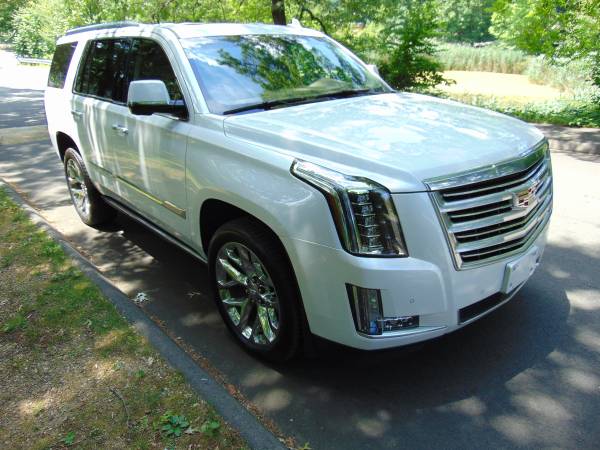 2016 Cadillac Escalade - - by dealer - vehicle for sale in Waterbury, CT