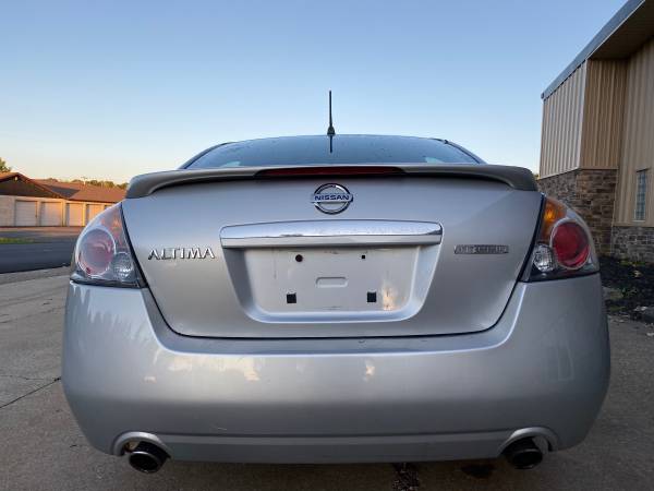 2007 Nissan Altima Hybrid - One Owner - 111,000 Miles - 2.5L for sale in Akron, OH – photo 4