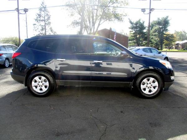 2011 Chevrolet Traverse AWD 4dr LS - cars & trucks - by dealer -... for sale in Fairless Hills, PA – photo 4