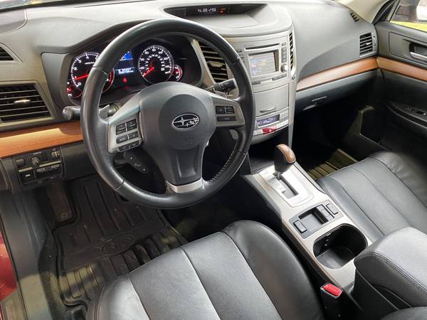 2013 Subaru Outback Limited**Low miles**Rust free**No Dealer Fee** -... for sale in Cottage Grove, WI – photo 8