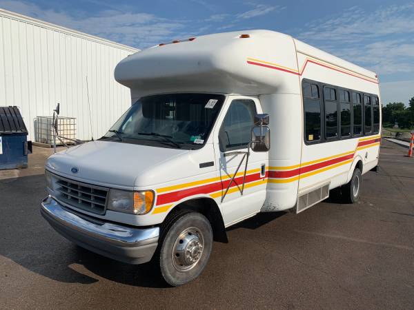 1996 Ford Passenger Bus for sale in Topeka, KS – photo 17