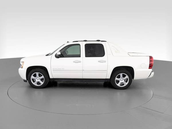 2012 Chevy Chevrolet Avalanche LTZ Sport Utility Pickup 4D 5 1/4 ft... for sale in Fresh Meadows, NY – photo 5