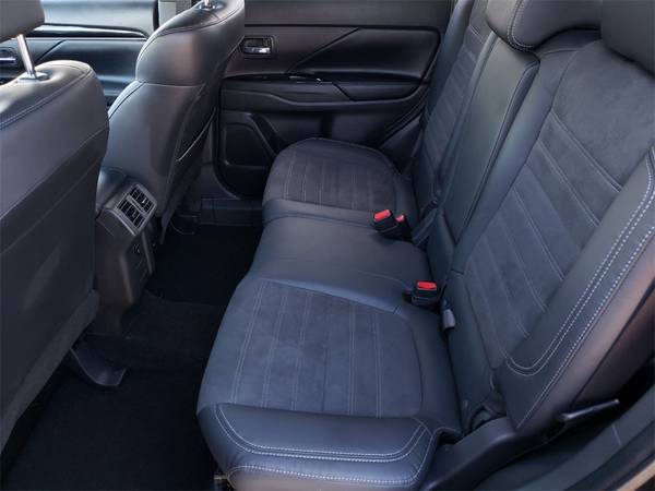 2019 Mitsubishi Outlander 4WD 4D Sport Utility / SUV SE for sale in Texarkana, TX – photo 11