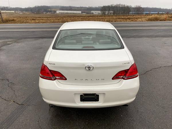 2005 Toyota Avalon Limited 4dr Sedan - - by dealer for sale in Wrightsville, PA – photo 6