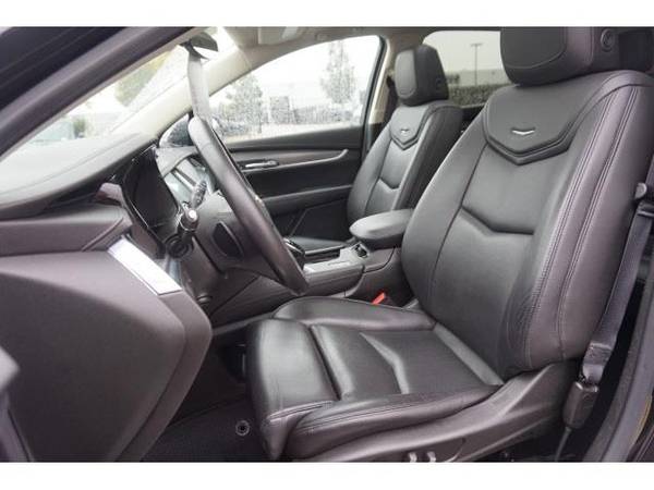 2017 Cadillac XT5 SUV Luxury - Cadillac Stellar Black Metallic for sale in Plymouth, MI – photo 13