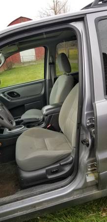 2007 Ford Escape AWD - cars & trucks - by owner - vehicle automotive... for sale in Whitney Point, NY – photo 14