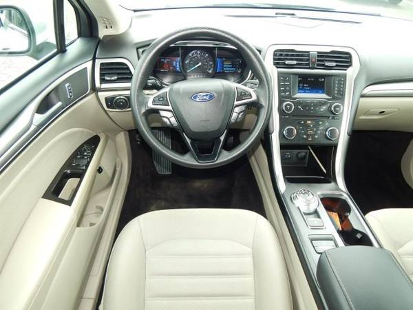 2017 Ford Fusion Hybrid Hybrid SE for sale in Aumsville, OR – photo 12