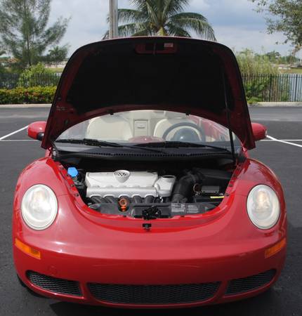 2008 VOLKSWAGEN NEW BEETLE CONVERTIBLE, 2.5L 4Cyl, CLEAN for sale in west park, FL – photo 8