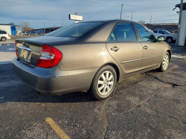 2002 Toyota Camry XLE - - by dealer - vehicle for sale in Appleton, WI – photo 2