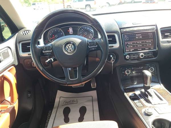 2016 Volkswagen Touareg Executive - - by dealer for sale in Topeka, KS – photo 6