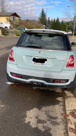 MINI COOPER FOR SALE - cars & trucks - by owner - vehicle automotive... for sale in Winchester, OR – photo 3